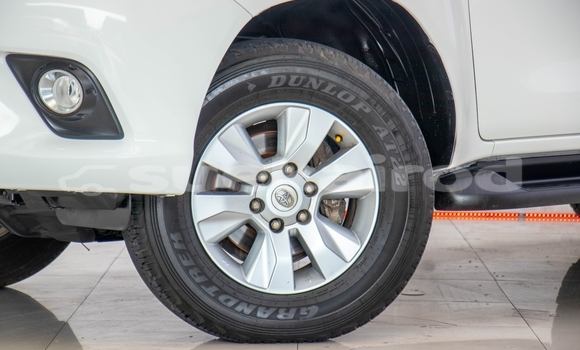 Buy Used Toyota Hiluxe Revo White Car in Bangkok in Bangkok Buy Used Toyota Hiluxe Revo White Car in Bangkok in Bangkok