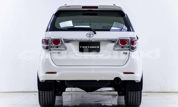 ซื้อ รถมือสอง Toyota Fortuner ขาว รถยนต์ ใน %{เมือง} ใน กรุงเทพมหานคร ซื้อ รถมือสอง Toyota Fortuner ขาว รถยนต์ ใน %{เมือง} ใน กรุงเทพมหานคร