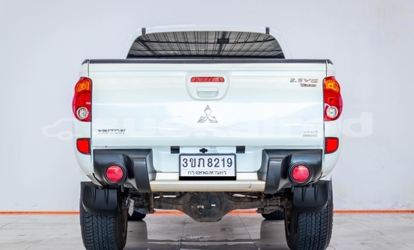 ซื้อ รถมือสอง Mitsubishi Triton ขาว รถยนต์ ใน %{เมือง} ใน กรุงเทพมหานคร ซื้อ รถมือสอง Mitsubishi Triton ขาว รถยนต์ ใน %{เมือง} ใน กรุงเทพมหานคร
