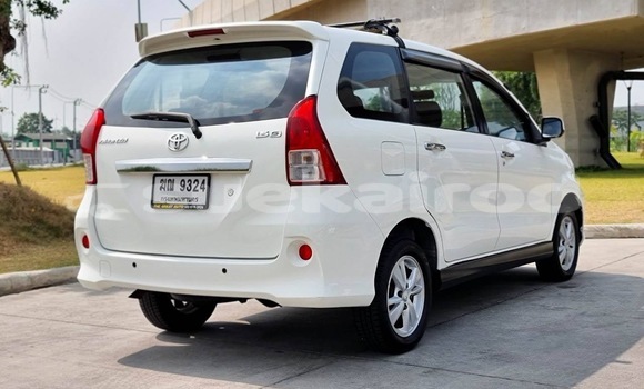 Buy Used Toyota Avanza White Car in Bangkok in Bangkok Buy Used Toyota Avanza White Car in Bangkok in Bangkok