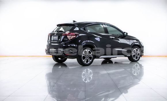 ซื้อ รถมือสอง Honda HR-V สีดำ รถยนต์ ใน %{เมือง} ใน กรุงเทพมหานคร ซื้อ รถมือสอง Honda HR-V สีดำ รถยนต์ ใน %{เมือง} ใน กรุงเทพมหานคร