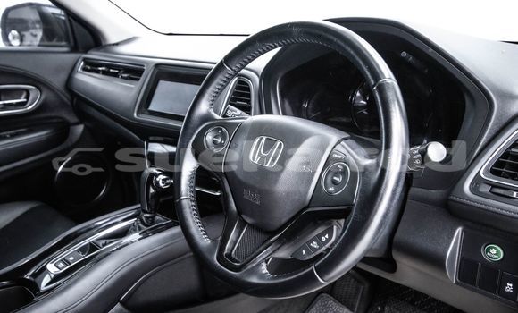 ซื้อ รถมือสอง Honda HR-V สีดำ รถยนต์ ใน %{เมือง} ใน กรุงเทพมหานคร ซื้อ รถมือสอง Honda HR-V สีดำ รถยนต์ ใน %{เมือง} ใน กรุงเทพมหานคร