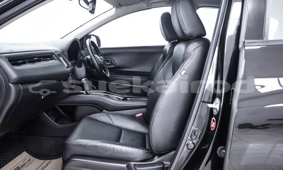 ซื้อ รถมือสอง Honda HR-V สีดำ รถยนต์ ใน %{เมือง} ใน กรุงเทพมหานคร ซื้อ รถมือสอง Honda HR-V สีดำ รถยนต์ ใน %{เมือง} ใน กรุงเทพมหานคร