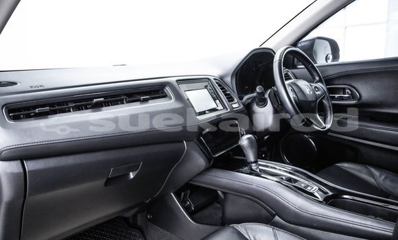 ซื้อ รถมือสอง Honda HR-V สีดำ รถยนต์ ใน %{เมือง} ใน กรุงเทพมหานคร ซื้อ รถมือสอง Honda HR-V สีดำ รถยนต์ ใน %{เมือง} ใน กรุงเทพมหานคร