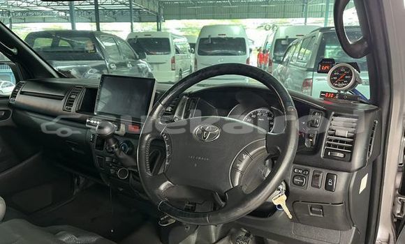 ซื้อ รถมือสอง Toyota Commuter เงิน รถยนต์ ใน %{เมือง} ใน กรุงเทพมหานคร ซื้อ รถมือสอง Toyota Commuter เงิน รถยนต์ ใน %{เมือง} ใน กรุงเทพมหานคร