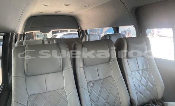 ซื้อ รถมือสอง Toyota Commuter เงิน รถยนต์ ใน %{เมือง} ใน กรุงเทพมหานคร ซื้อ รถมือสอง Toyota Commuter เงิน รถยนต์ ใน %{เมือง} ใน กรุงเทพมหานคร