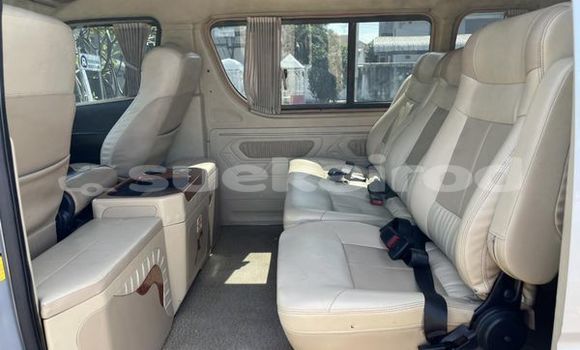 ซื้อ รถมือสอง Toyota Commuter เงิน รถยนต์ ใน %{เมือง} ใน กรุงเทพมหานคร ซื้อ รถมือสอง Toyota Commuter เงิน รถยนต์ ใน %{เมือง} ใน กรุงเทพมหานคร