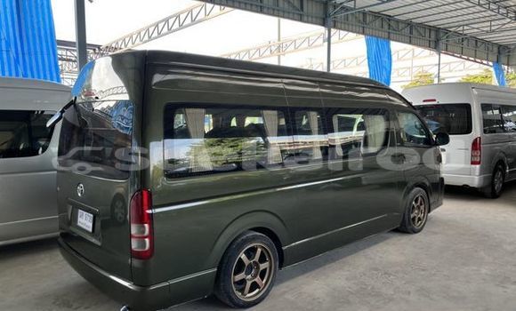 ซื้อ รถมือสอง Toyota Commuter สีดำ รถยนต์ ใน %{เมือง} ใน กรุงเทพมหานคร ซื้อ รถมือสอง Toyota Commuter สีดำ รถยนต์ ใน %{เมือง} ใน กรุงเทพมหานคร