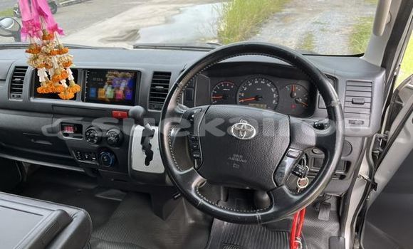 ซื้อ รถมือสอง Toyota Commuter เงิน รถยนต์ ใน %{เมือง} ใน กรุงเทพมหานคร ซื้อ รถมือสอง Toyota Commuter เงิน รถยนต์ ใน %{เมือง} ใน กรุงเทพมหานคร