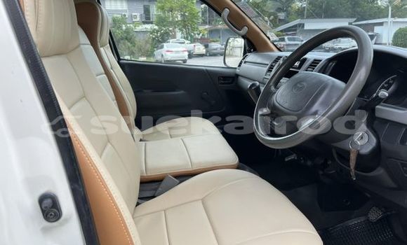 ซื้อ รถมือสอง Toyota Commuter ขาว รถยนต์ ใน %{เมือง} ใน กรุงเทพมหานคร ซื้อ รถมือสอง Toyota Commuter ขาว รถยนต์ ใน %{เมือง} ใน กรุงเทพมหานคร