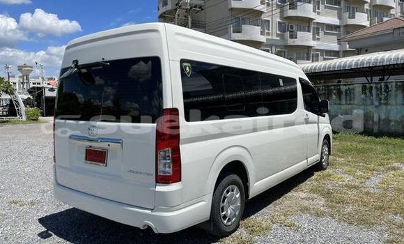 ซื้อ รถมือสอง Toyota Commuter ขาว รถยนต์ ใน %{เมือง} ใน กรุงเทพมหานคร ซื้อ รถมือสอง Toyota Commuter ขาว รถยนต์ ใน %{เมือง} ใน กรุงเทพมหานคร