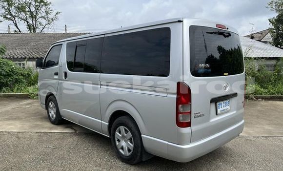 ซื้อ รถมือสอง Toyota Commuter เงิน รถยนต์ ใน %{เมือง} ใน กรุงเทพมหานคร ซื้อ รถมือสอง Toyota Commuter เงิน รถยนต์ ใน %{เมือง} ใน กรุงเทพมหานคร