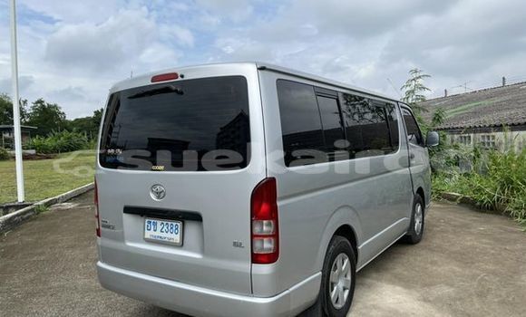 ซื้อ รถมือสอง Toyota Commuter เงิน รถยนต์ ใน %{เมือง} ใน กรุงเทพมหานคร ซื้อ รถมือสอง Toyota Commuter เงิน รถยนต์ ใน %{เมือง} ใน กรุงเทพมหานคร