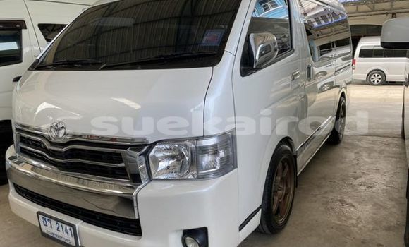 ซื้อ รถมือสอง Toyota Ventury ขาว รถยนต์ ใน %{เมือง} ใน กรุงเทพมหานคร ซื้อ รถมือสอง Toyota Ventury ขาว รถยนต์ ใน %{เมือง} ใน กรุงเทพมหานคร