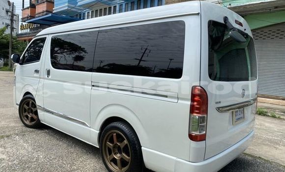 ซื้อ รถมือสอง Toyota Ventury ขาว รถยนต์ ใน %{เมือง} ใน กรุงเทพมหานคร ซื้อ รถมือสอง Toyota Ventury ขาว รถยนต์ ใน %{เมือง} ใน กรุงเทพมหานคร