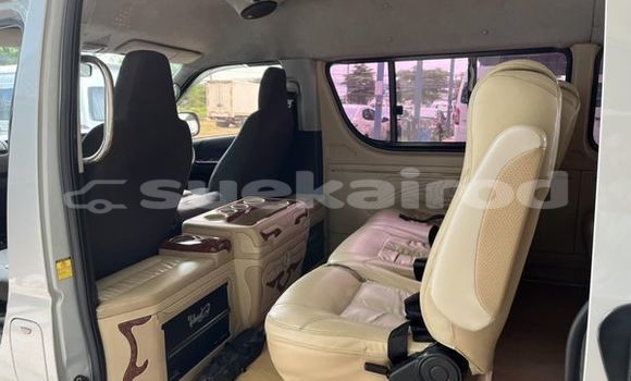 ซื้อ รถมือสอง Toyota Commuter เงิน รถยนต์ ใน %{เมือง} ใน กรุงเทพมหานคร ซื้อ รถมือสอง Toyota Commuter เงิน รถยนต์ ใน %{เมือง} ใน กรุงเทพมหานคร