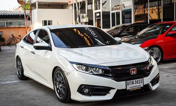 Buy Used Honda Civic White Car in Bangkok in Bangkok
