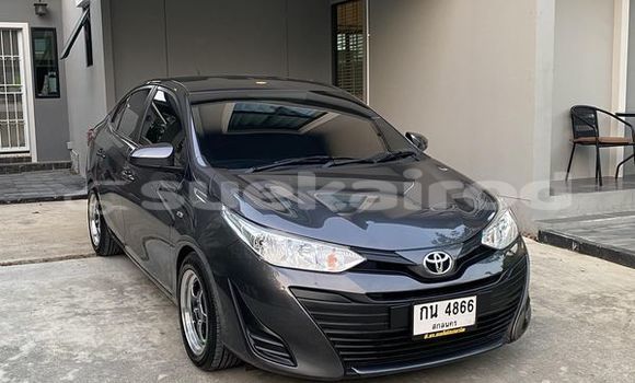 ซื้อ รถมือสอง Toyota Yaris Ativ สีดำ รถยนต์ ใน %{เมือง} ใน กรุงเทพมหานคร ซื้อ รถมือสอง Toyota Yaris Ativ สีดำ รถยนต์ ใน %{เมือง} ใน กรุงเทพมหานคร