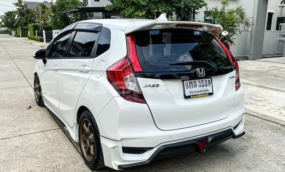 ซื้อ รถมือสอง Honda Jazz ขาว รถยนต์ ใน %{เมือง} ใน กรุงเทพมหานคร ซื้อ รถมือสอง Honda Jazz ขาว รถยนต์ ใน %{เมือง} ใน กรุงเทพมหานคร