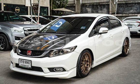 Buy Used Honda Civic White Car in Bangkok in Bangkok