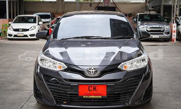 ซื้อ รถมือสอง Toyota Yaris Ativ สีดำ รถยนต์ ใน %{เมือง} ใน กรุงเทพมหานคร ซื้อ รถมือสอง Toyota Yaris Ativ สีดำ รถยนต์ ใน %{เมือง} ใน กรุงเทพมหานคร
