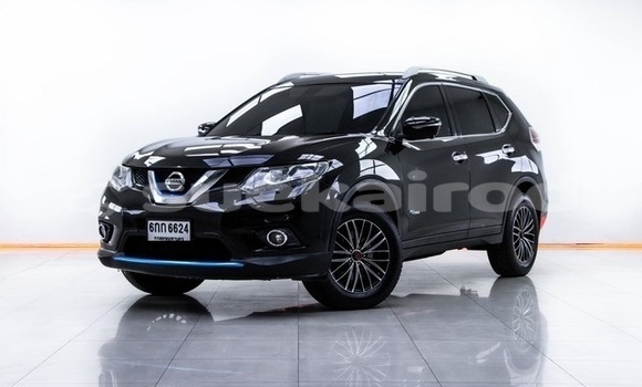 ซื้อ รถมือสอง Nissan X–Trail สีดำ รถยนต์ ใน %{เมือง} ใน กรุงเทพมหานคร