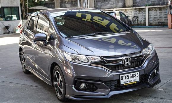 ซื้อ รถมือสอง Honda Jazz สีดำ รถยนต์ ใน %{เมือง} ใน กรุงเทพมหานคร ซื้อ รถมือสอง Honda Jazz สีดำ รถยนต์ ใน %{เมือง} ใน กรุงเทพมหานคร