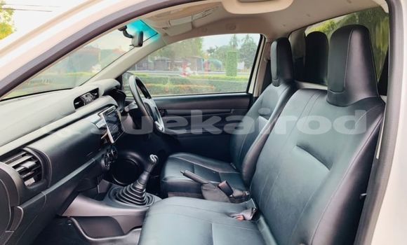 Buy Used Toyota Hiluxe Revo White Car in Bangkok in Bangkok Buy Used Toyota Hiluxe Revo White Car in Bangkok in Bangkok