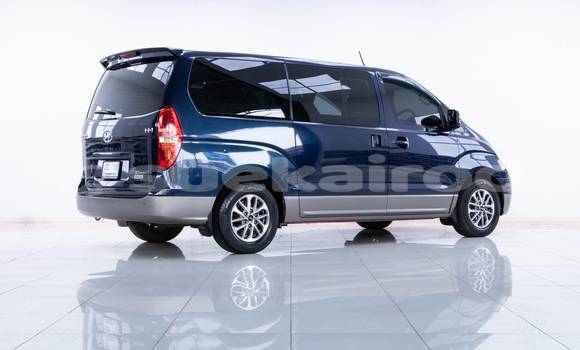 Buy Used Hyundai H1 Blue Car in Bangkok in Bangkok Buy Used Hyundai H1 Blue Car in Bangkok in Bangkok