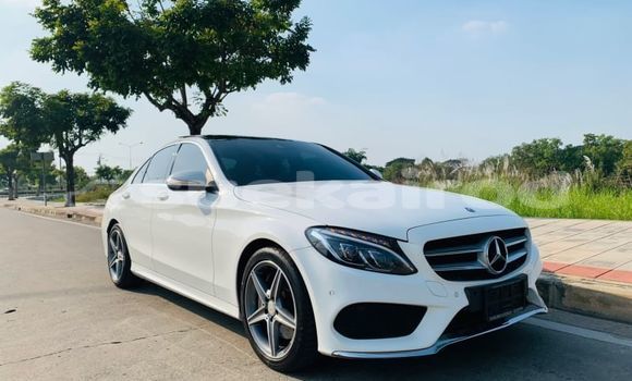ซื้อ รถมือสอง Mercedes-Benz C-Classe ขาว รถยนต์ ใน %{เมือง} ใน กรุงเทพมหานคร ซื้อ รถมือสอง Mercedes-Benz C-Classe ขาว รถยนต์ ใน %{เมือง} ใน กรุงเทพมหานคร
