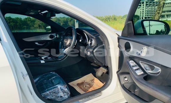 ซื้อ รถมือสอง Mercedes-Benz C-Classe ขาว รถยนต์ ใน %{เมือง} ใน กรุงเทพมหานคร ซื้อ รถมือสอง Mercedes-Benz C-Classe ขาว รถยนต์ ใน %{เมือง} ใน กรุงเทพมหานคร