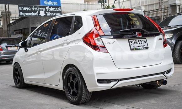 ซื้อ รถมือสอง Honda Jazz ขาว รถยนต์ ใน %{เมือง} ใน กรุงเทพมหานคร ซื้อ รถมือสอง Honda Jazz ขาว รถยนต์ ใน %{เมือง} ใน กรุงเทพมหานคร