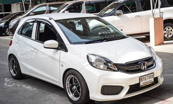 ซื้อ รถมือสอง Honda Brio ขาว รถยนต์ ใน %{เมือง} ใน กรุงเทพมหานคร ซื้อ รถมือสอง Honda Brio ขาว รถยนต์ ใน %{เมือง} ใน กรุงเทพมหานคร
