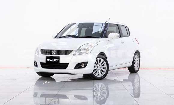 ซื้อ รถมือสอง Suzuki Swift ขาว รถยนต์ ใน %{เมือง} ใน กรุงเทพมหานคร ซื้อ รถมือสอง Suzuki Swift ขาว รถยนต์ ใน %{เมือง} ใน กรุงเทพมหานคร