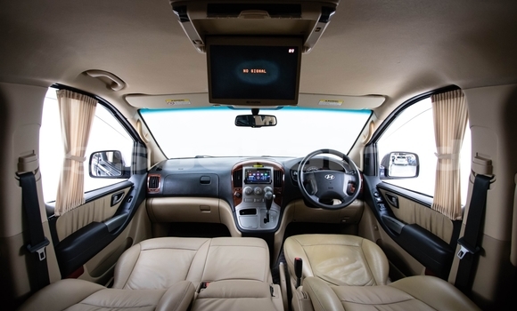 ซื้อ รถมือสอง Hyundai H1 สีน้ำเงิน รถยนต์ ใน %{เมือง} ใน กรุงเทพมหานคร ซื้อ รถมือสอง Hyundai H1 สีน้ำเงิน รถยนต์ ใน %{เมือง} ใน กรุงเทพมหานคร