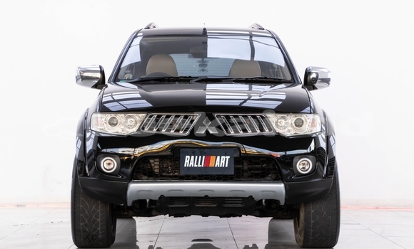 ซื้อ รถมือสอง Mitsubishi Pajero สีดำ รถยนต์ ใน %{เมือง} ใน กรุงเทพมหานคร ซื้อ รถมือสอง Mitsubishi Pajero สีดำ รถยนต์ ใน %{เมือง} ใน กรุงเทพมหานคร