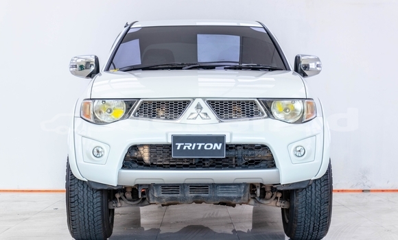 Buy Used Mitsubishi Triton White Car in Bangkok in Bangkok Buy Used Mitsubishi Triton White Car in Bangkok in Bangkok