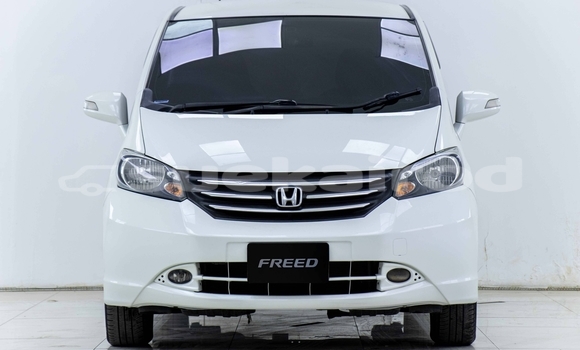 Buy Used Honda Freed White Car in Bangkok in Bangkok Buy Used Honda Freed White Car in Bangkok in Bangkok