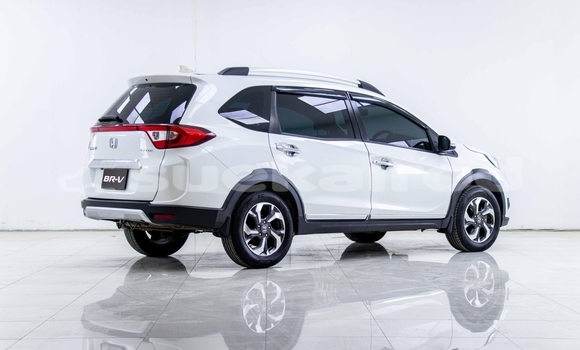 Buy Used Honda BR-V White Car in Bangkok in Bangkok Buy Used Honda BR-V White Car in Bangkok in Bangkok