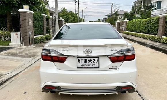 Buy Used Toyota Camry White Car in Bangkok in Bangkok Buy Used Toyota Camry White Car in Bangkok in Bangkok