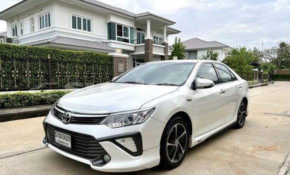 Buy Used Toyota Camry White Car in Bangkok in Bangkok