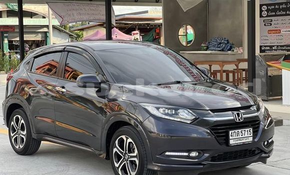 ซื้อ รถมือสอง Honda HR-V สีดำ รถยนต์ ใน %{เมือง} ใน กรุงเทพมหานคร ซื้อ รถมือสอง Honda HR-V สีดำ รถยนต์ ใน %{เมือง} ใน กรุงเทพมหานคร