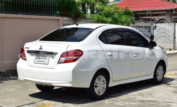 ซื้อ รถมือสอง Mitsubishi Attrage ขาว รถยนต์ ใน %{เมือง} ใน กรุงเทพมหานคร ซื้อ รถมือสอง Mitsubishi Attrage ขาว รถยนต์ ใน %{เมือง} ใน กรุงเทพมหานคร