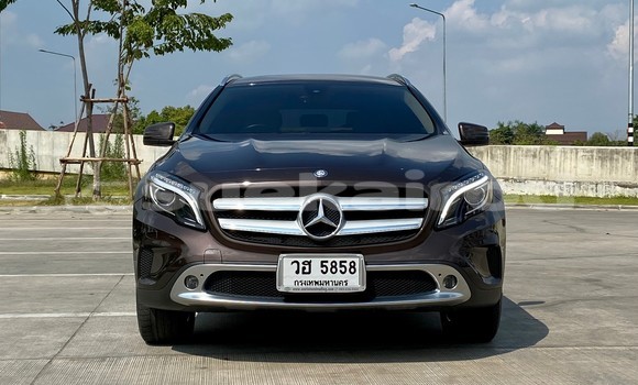 ซื้อ รถมือสอง Mercedes-Benz GLA-klasse สีน้ำตาล รถยนต์ ใน %{เมือง} ใน กรุงเทพมหานคร ซื้อ รถมือสอง Mercedes-Benz GLA-klasse สีน้ำตาล รถยนต์ ใน %{เมือง} ใน กรุงเทพมหานคร