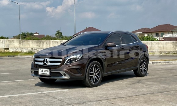 ซื้อ รถมือสอง Mercedes-Benz GLA-klasse สีน้ำตาล รถยนต์ ใน %{เมือง} ใน กรุงเทพมหานคร ซื้อ รถมือสอง Mercedes-Benz GLA-klasse สีน้ำตาล รถยนต์ ใน %{เมือง} ใน กรุงเทพมหานคร