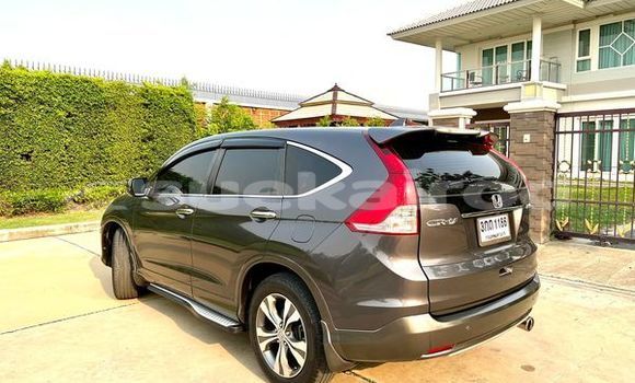 Buy Used Honda CR-V Black Car in Bangkok in Bangkok Buy Used Honda CR-V Black Car in Bangkok in Bangkok