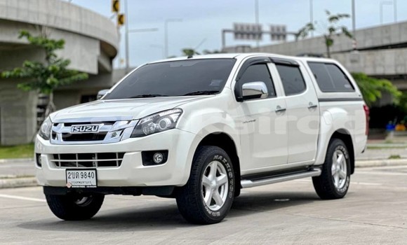 ซื้อ รถมือสอง Isuzu D-Max ขาว รถยนต์ ใน %{เมือง} ใน กรุงเทพมหานคร ซื้อ รถมือสอง Isuzu D-Max ขาว รถยนต์ ใน %{เมือง} ใน กรุงเทพมหานคร