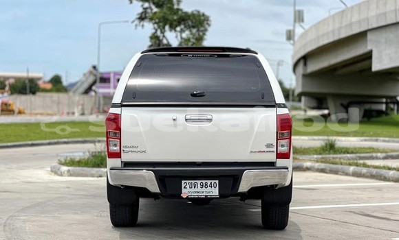 ซื้อ รถมือสอง Isuzu D-Max ขาว รถยนต์ ใน %{เมือง} ใน กรุงเทพมหานคร ซื้อ รถมือสอง Isuzu D-Max ขาว รถยนต์ ใน %{เมือง} ใน กรุงเทพมหานคร