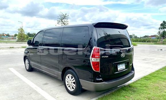 ซื้อ รถมือสอง Hyundai H1 สีดำ รถยนต์ ใน %{เมือง} ใน กรุงเทพมหานคร ซื้อ รถมือสอง Hyundai H1 สีดำ รถยนต์ ใน %{เมือง} ใน กรุงเทพมหานคร