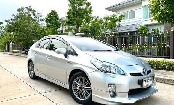ซื้อ รถมือสอง Toyota Prius เงิน รถยนต์ ใน %{เมือง} ใน กรุงเทพมหานคร ซื้อ รถมือสอง Toyota Prius เงิน รถยนต์ ใน %{เมือง} ใน กรุงเทพมหานคร